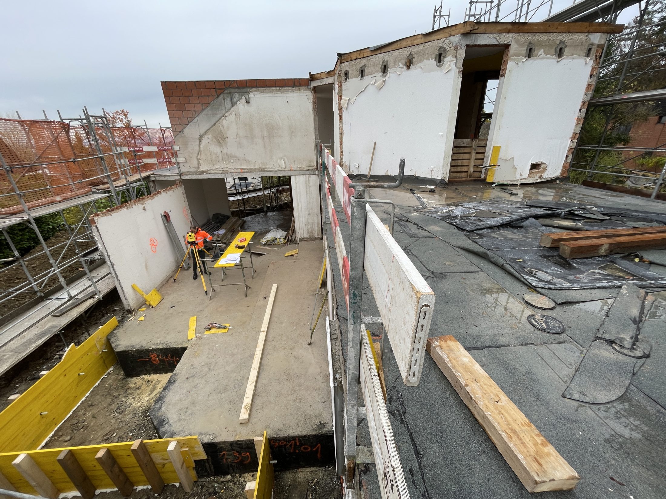 Ulli + Partner Architekten, Totalumbau EFH Riehen mit Aussenpool